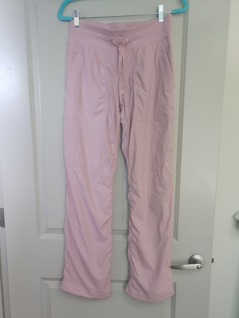 Lululemon Studio Dance Pants - Size 6 - Light Dusty-ish Pink - Great Condition!